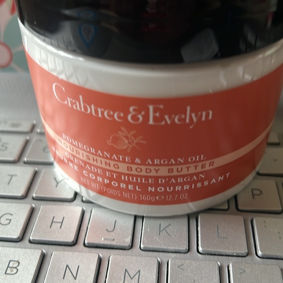 Crabtree Evelyn Pomegranate & Argan Oil Nourishing Body Butter  12.7 oz  FRESH - Picture 4 of 5